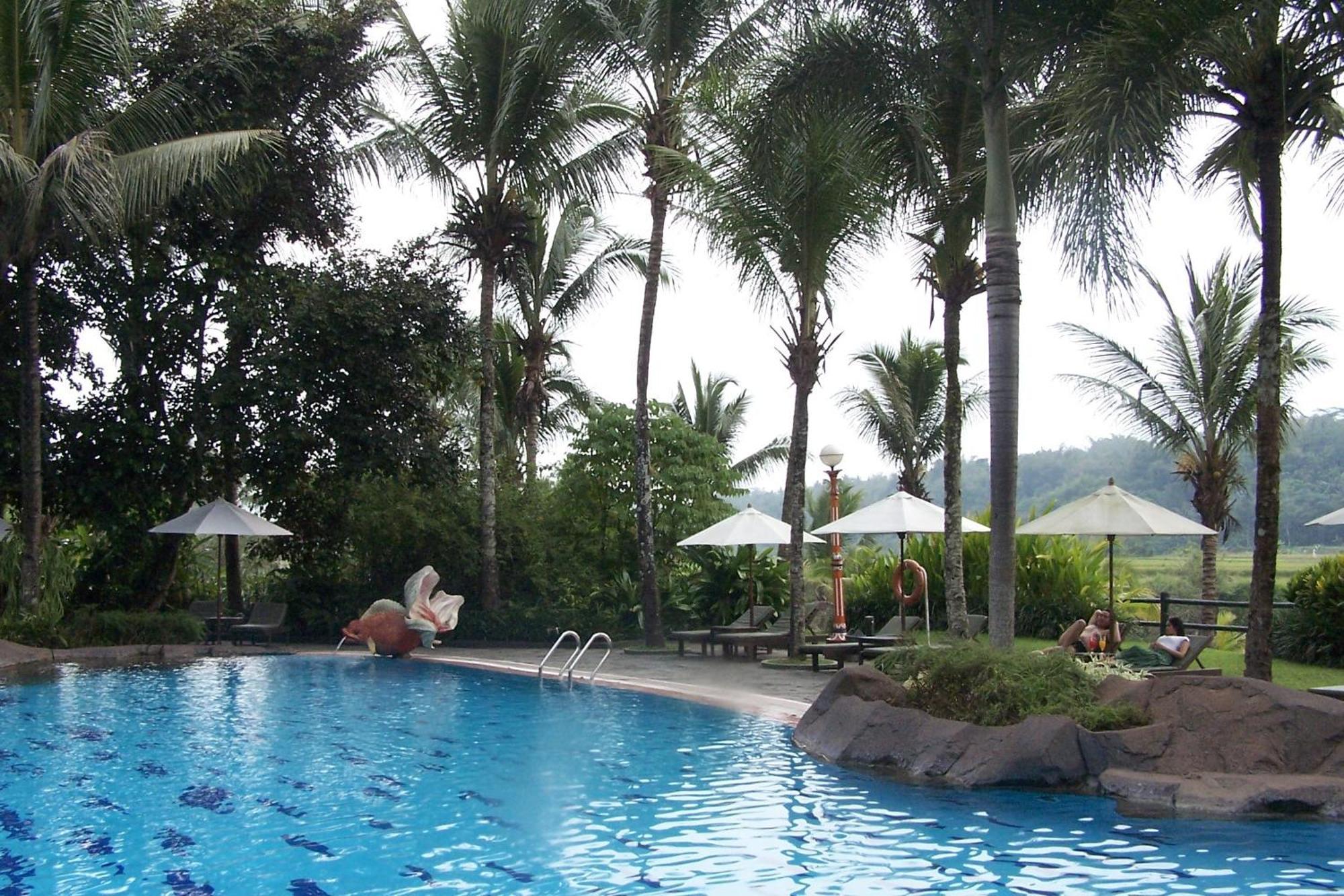 מגלאנג Puri Asri Hotel & Resort מראה חיצוני תמונה