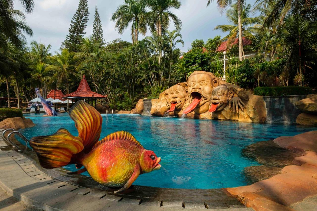 מגלאנג Puri Asri Hotel & Resort מראה חיצוני תמונה