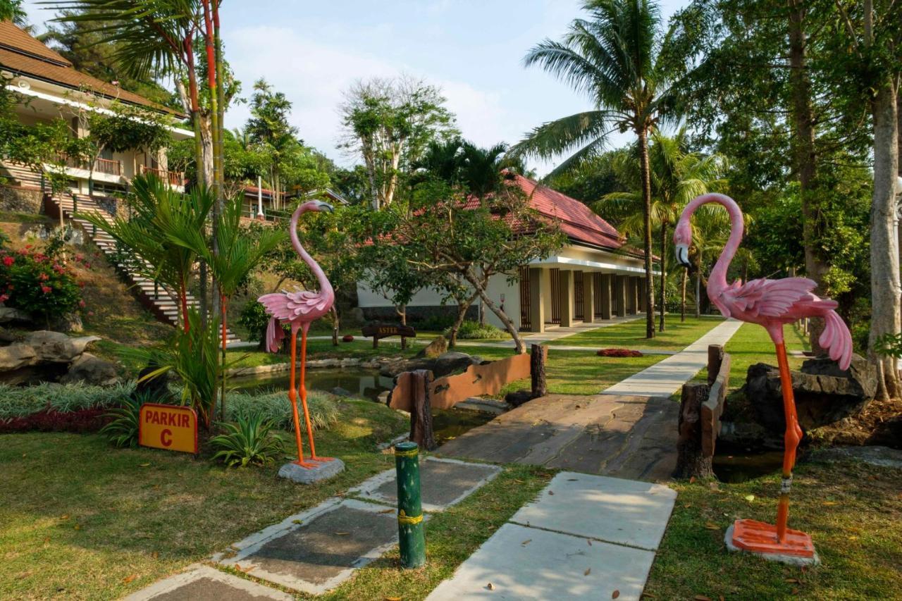 מגלאנג Puri Asri Hotel & Resort מראה חיצוני תמונה